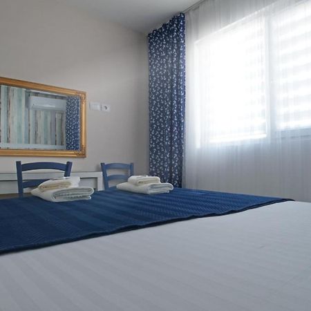 Blue Eye Apartment Sarande Exterior photo